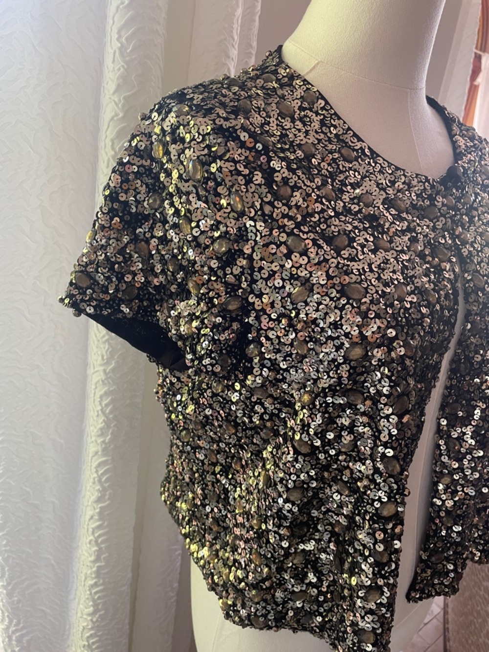 Chico’s Bolero NWT Size 1 Starlight Pizzazz Black and Gold Sweater Stunning - Picture 4 of 13